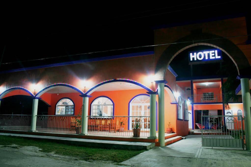 Hotel Hacienda Bacalar Exteriör bild
